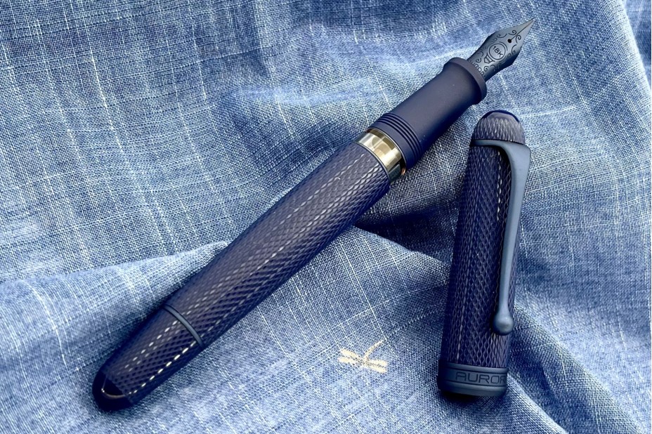 Aurora Limited Edition 88 Blue Mamba Fountain Pen