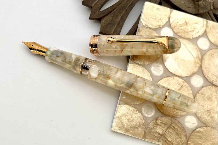 Aurora Limited Edition 88 Volterra Fountain Pen