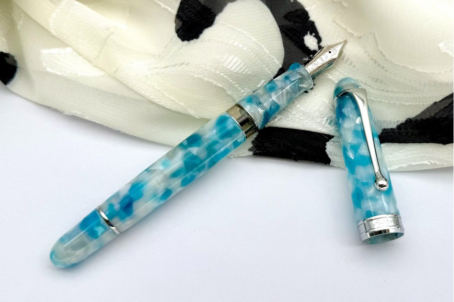 Aurora Limited Edition 888 Ortigia Fountain Pen