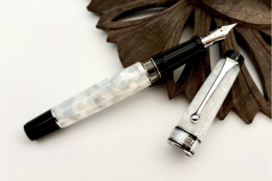 Aurora Limited Edition Optima 366 Calendar Bianca 2024 Fountain Pen
