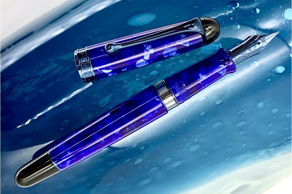 Aurora Limited Edition 88 Terra (Earth) Anodized Blue Trim & Nib Fountain Pen