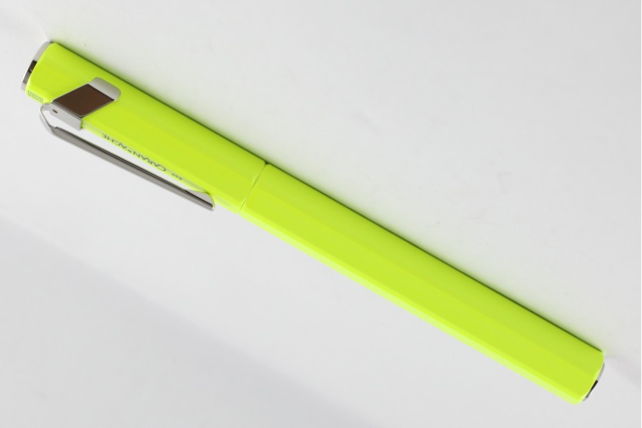 Caran D`Ache  849 Fluorescent Yellow Fountain Pen