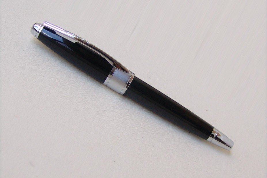 Cross Apogee Black Lacquer Fountain Pen