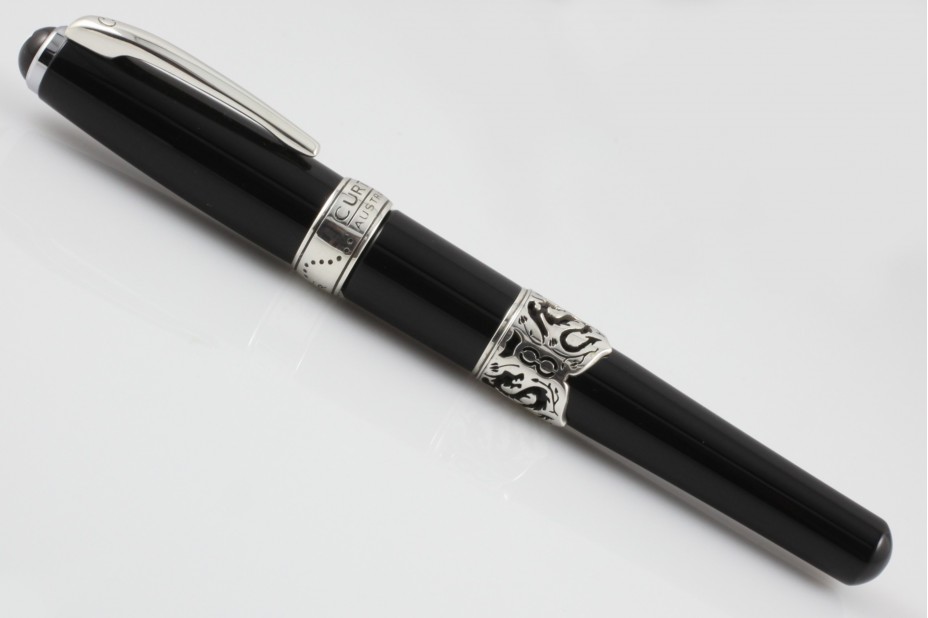 Curtis Dream Writer Lucky Dragon Black Fountain Pen