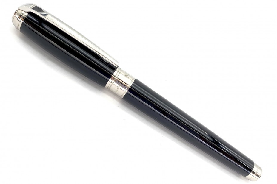 ST Dupont Line D Black Lacquer Roller Ball Pen