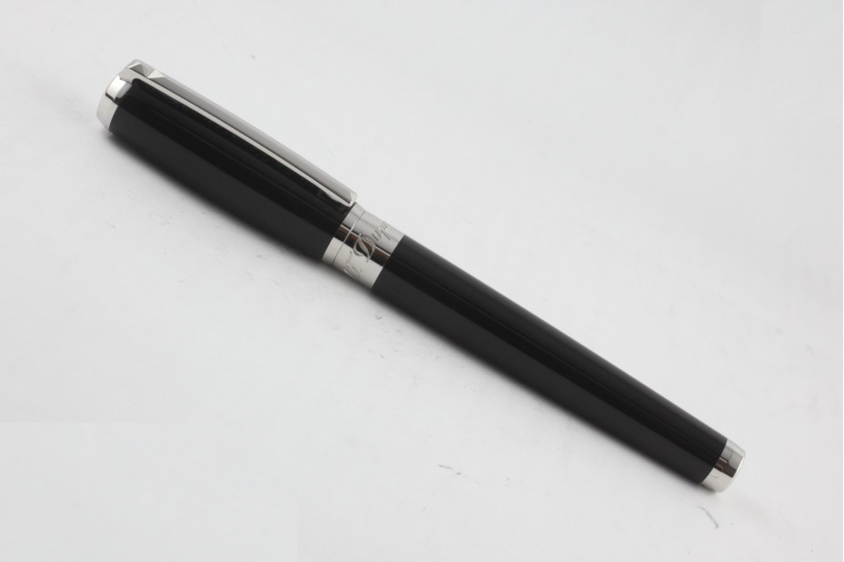 S.T. Dupont Elysee Black & Palladium Fountain Pen