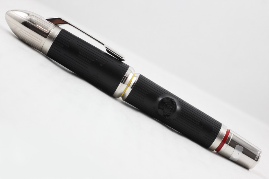 Montblanc MB.119833 Special Edition Great Characteres Walt Disney Fountain Pen