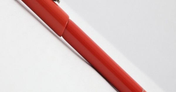 Lunar surface con man die Montblanc MB.114726 Special Edition Herritage Collection Rouge et Noir  Coral RollerBall Pen