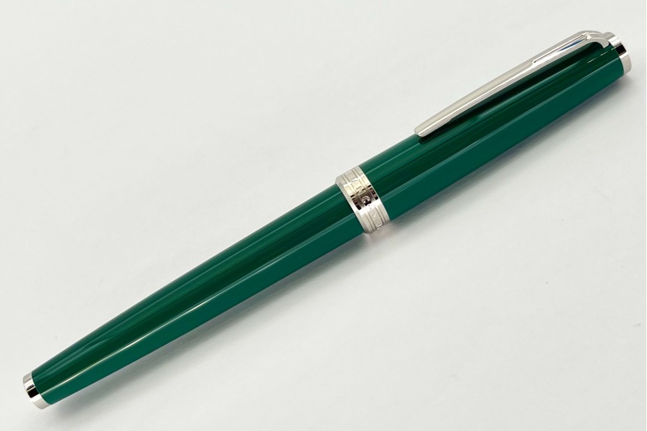 Montblanc MB.128088 PIX Colour of the Year Deep Green Roller Pen