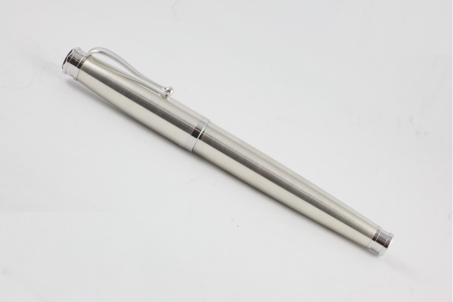 Montegrappa Memoria Satin Silver Fountain Pen