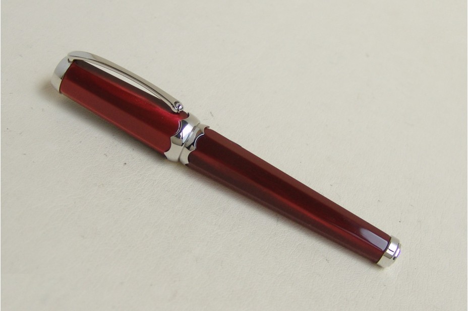 Montegrappa Piccola Rossa Fountain Pen