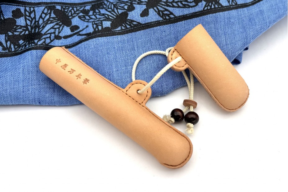 Nakaya Leather Pen Case with Ivory String