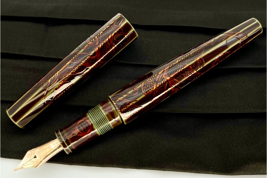 Nakaya Decapod Twist Cigar Tsukegaki-Sukashi Heki-Tamenuri Ascending Dragon Fountain Pen