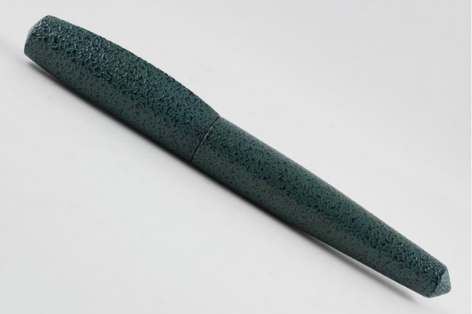 Nakaya Dorsal Fin Version 1 Ishime Kanshitsu Green Fountain Pen