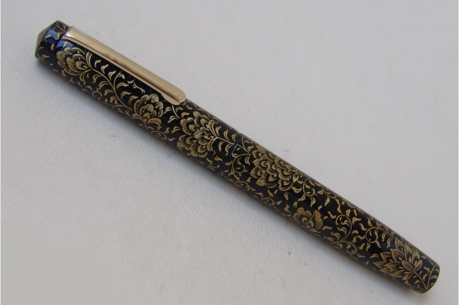 Nakaya Piccolo Long Writer Chinkin Black Gold Lines  Fountain Pen