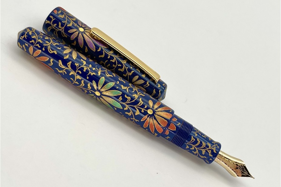 NAKAYA