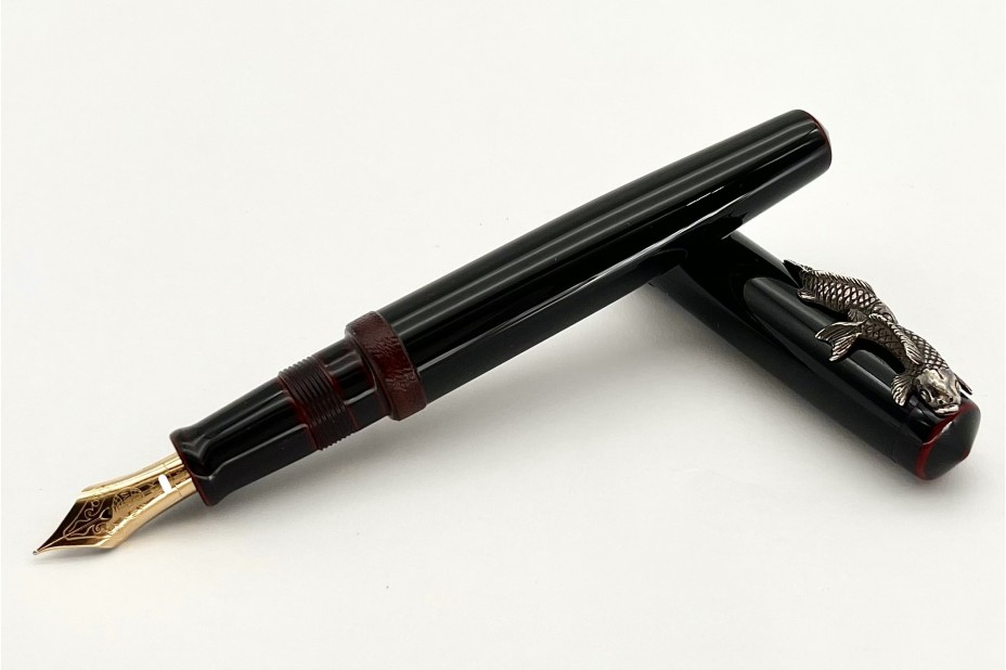 NAKAYA