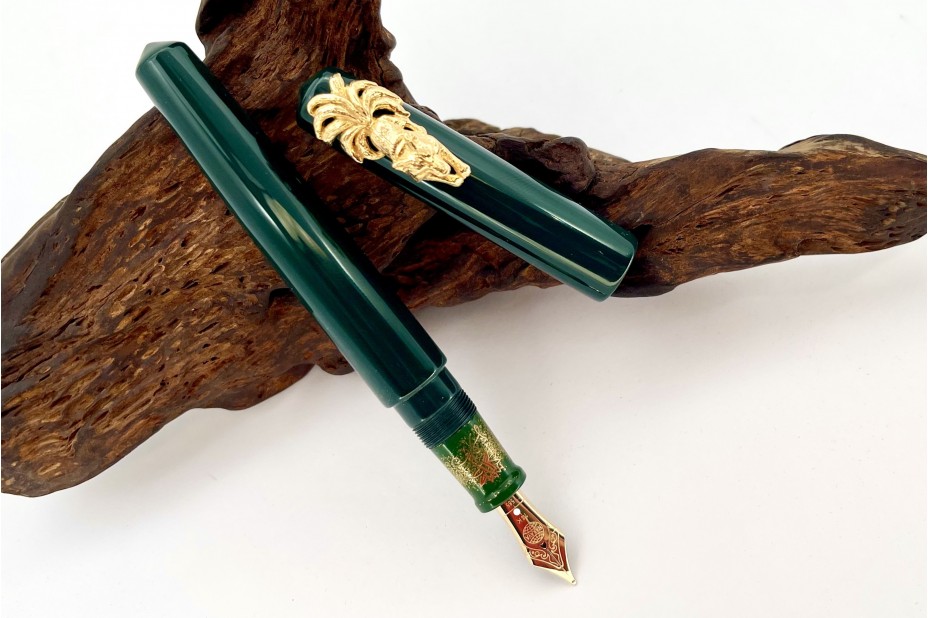 Nakaya Piccolo Long Writer Midori with Lotus Flower Fountain Pen fitted with 9 Tailed Fox Stopper