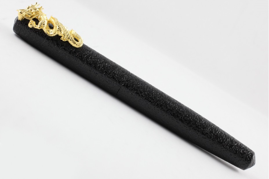 Nakaya Piccolo Long Writer Ishime Kanshitsu Black with Dragon Stopper Fountain Pen
