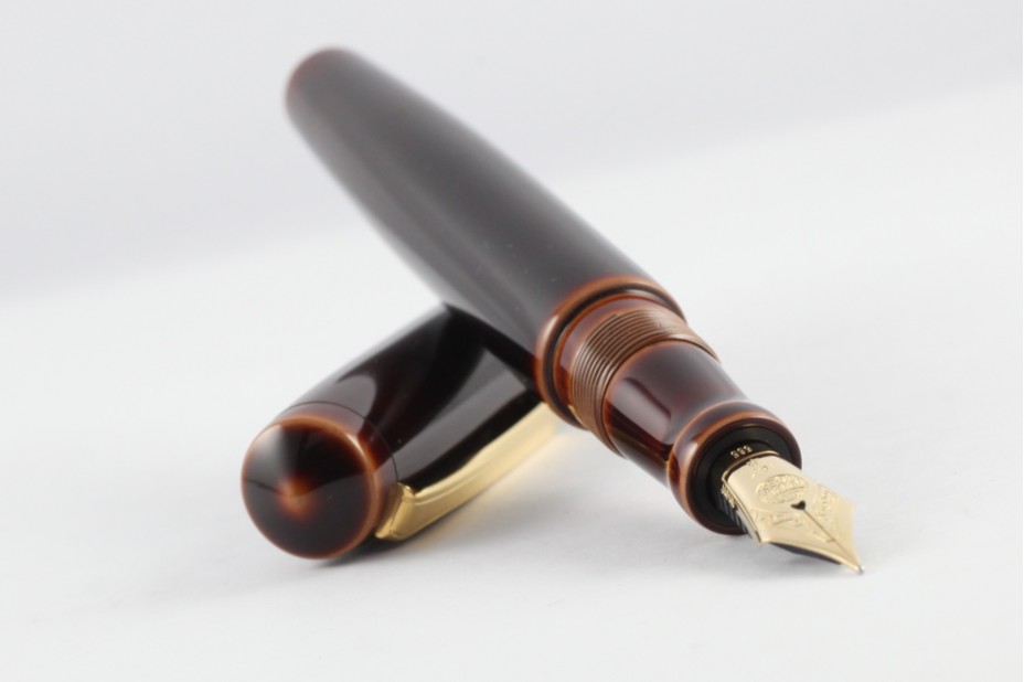 NAKAYA