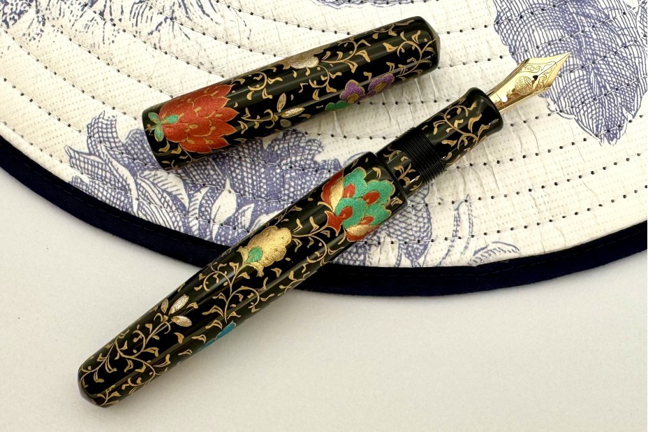 NAKAYA