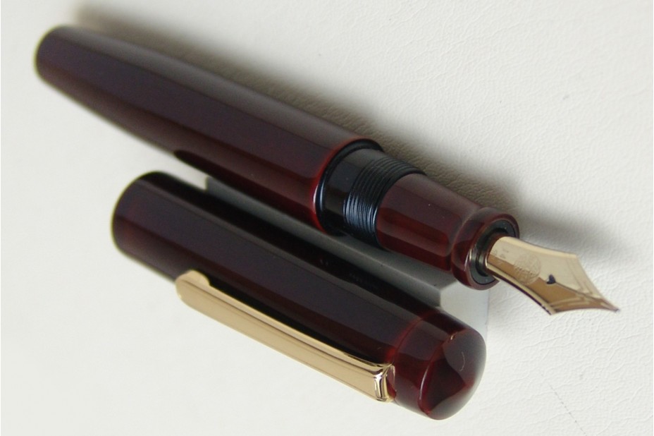 NAKAYA