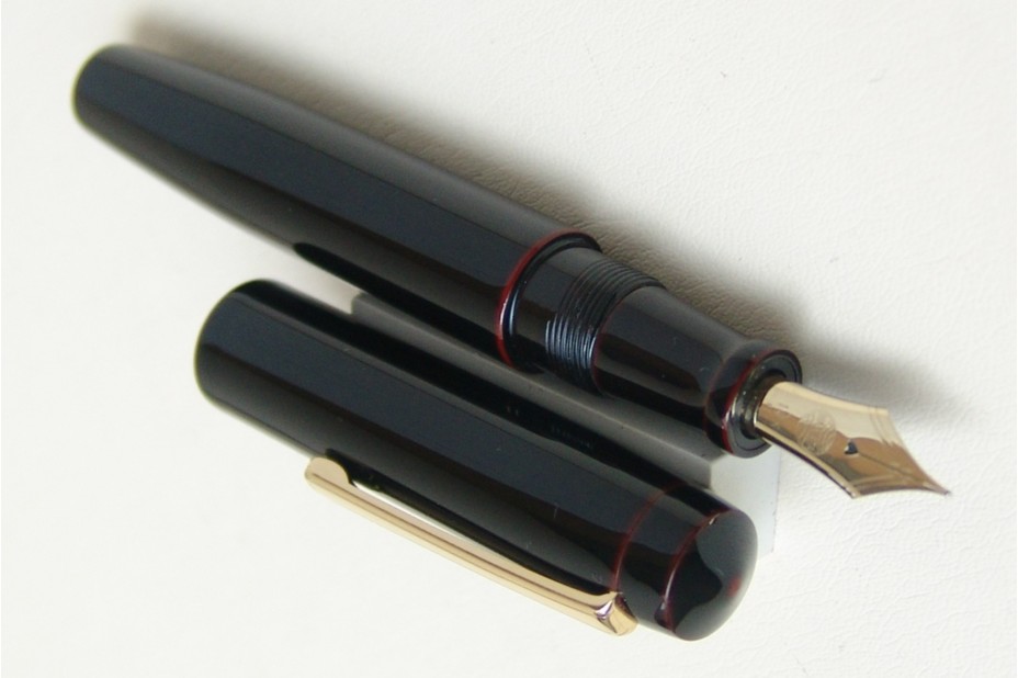 NAKAYA