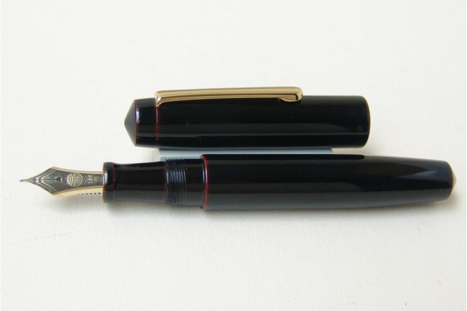 NAKAYA