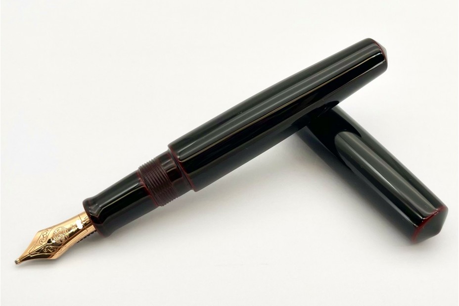 NAKAYA