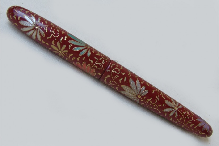 NAKAYA