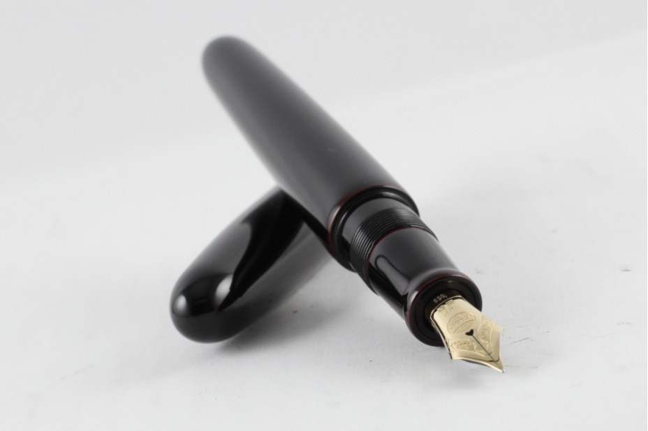 NAKAYA