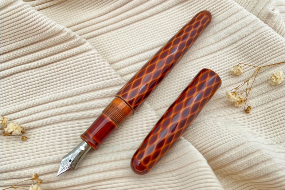 NAKAYA