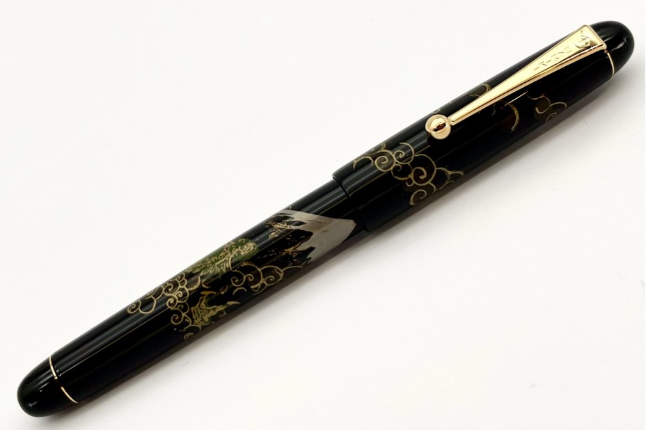 Namiki Nippon Art Mount Fuji and Dragon  Fountain Pen