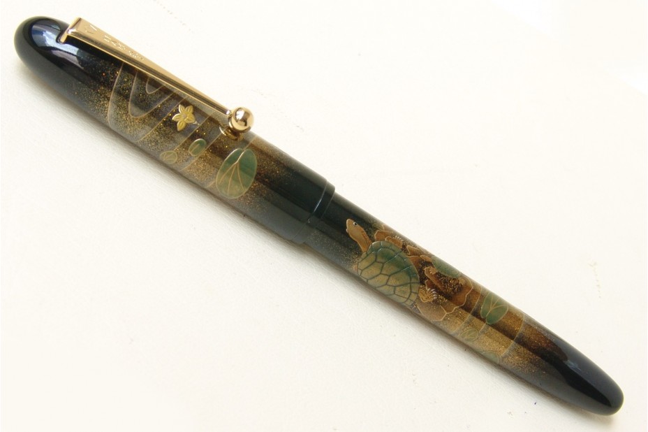 Namiki Yukari Maki-e Turtles Fountain Pen