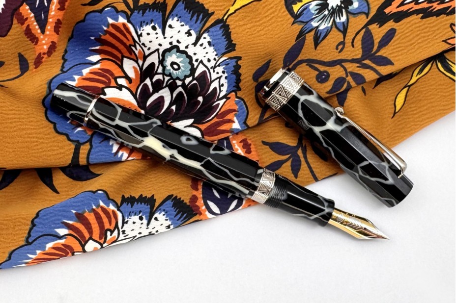 OMAS Paragon Fountain Pen in Wild with Silver Trim