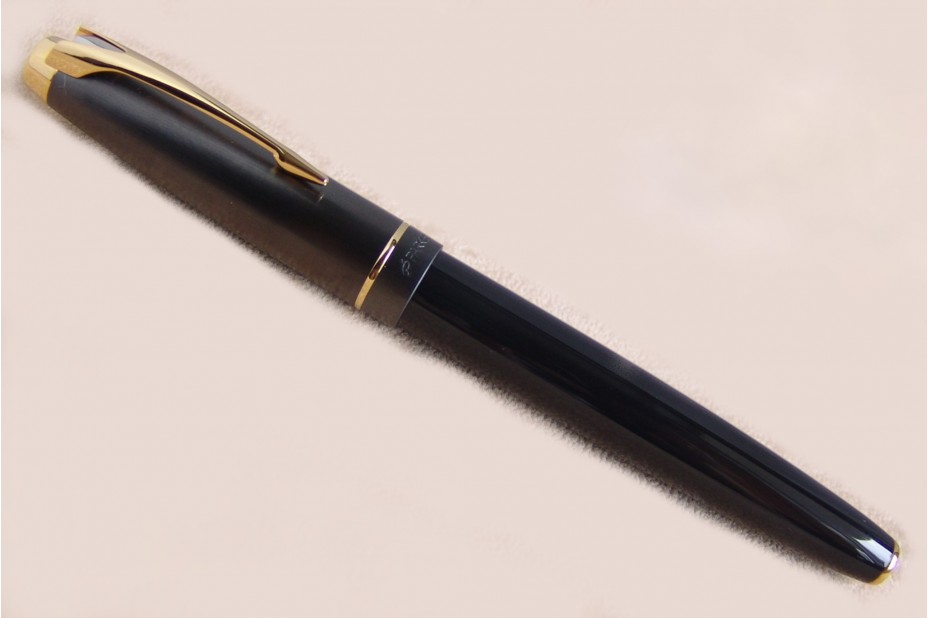 Parker 100 Cobalt black GT Roller Ball Pen