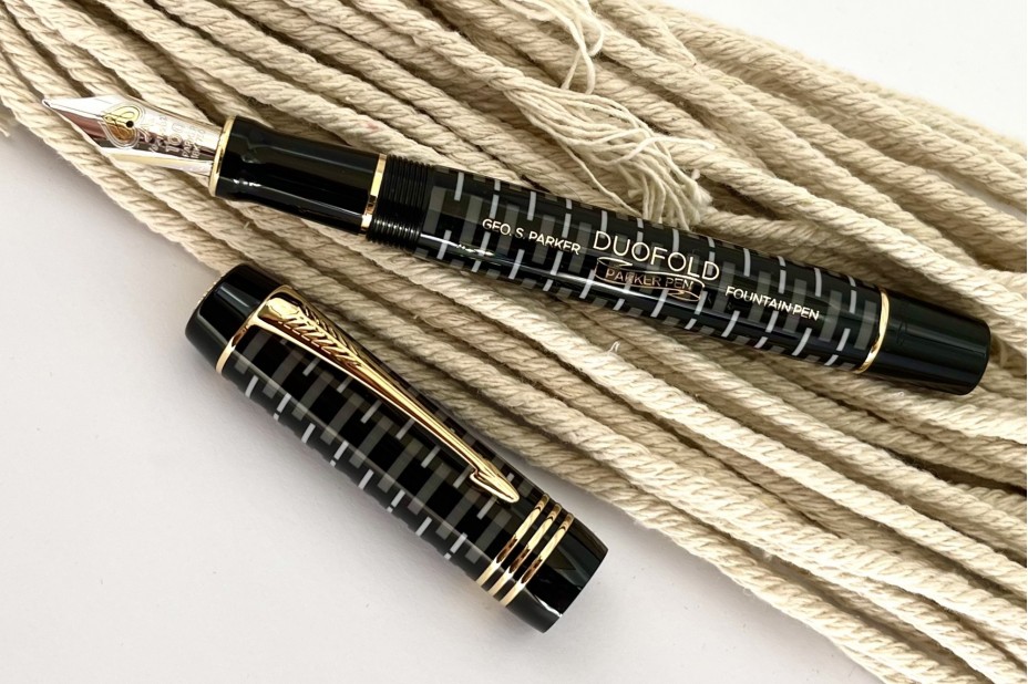 Parker Special Edition Duofold 100th Anniversary Black Fountain Pen