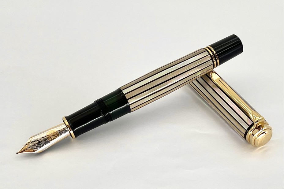 PELIKAN