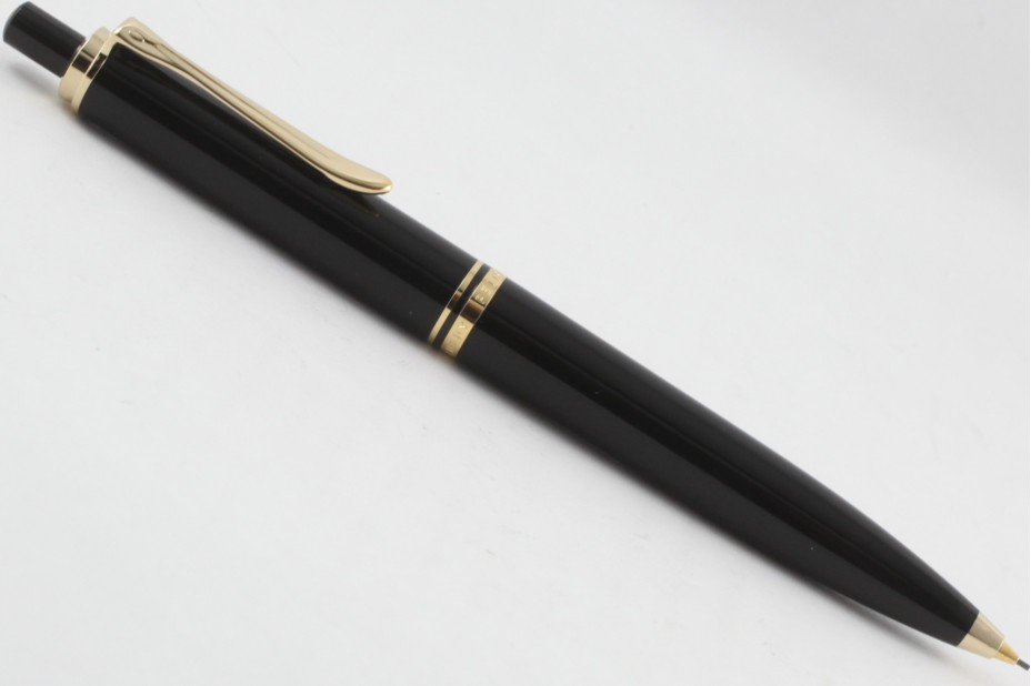 PELIKAN