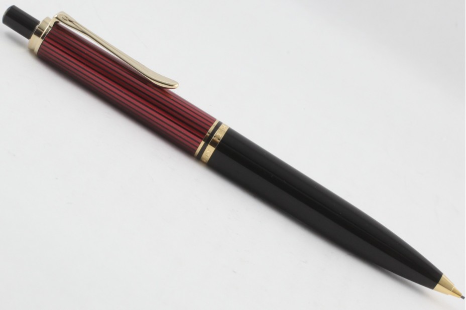 Pelikan Souveran D400 Red and Black Mechanical Pencil