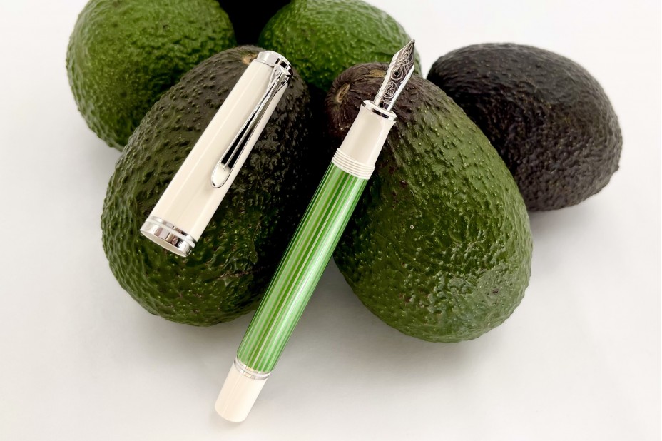 Pelikan Special Edition Souveran M605 Green White Fountain Pen