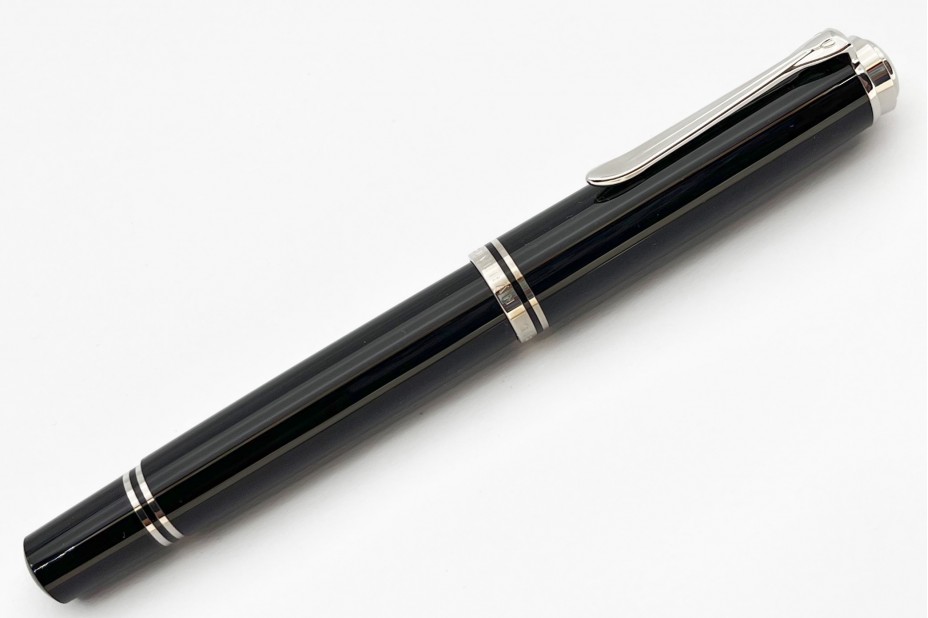 Pelikan Souveran M805 Black Fountain Pen (New Logo Silver-Top)