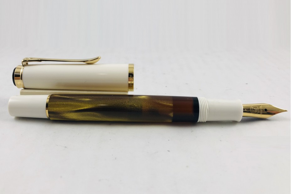 PELIKAN