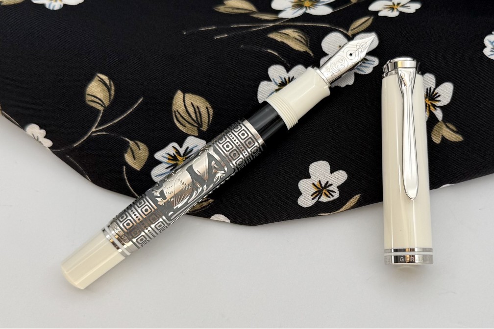 Pelikan Special Edition M910 Toledo White Fountain Pen