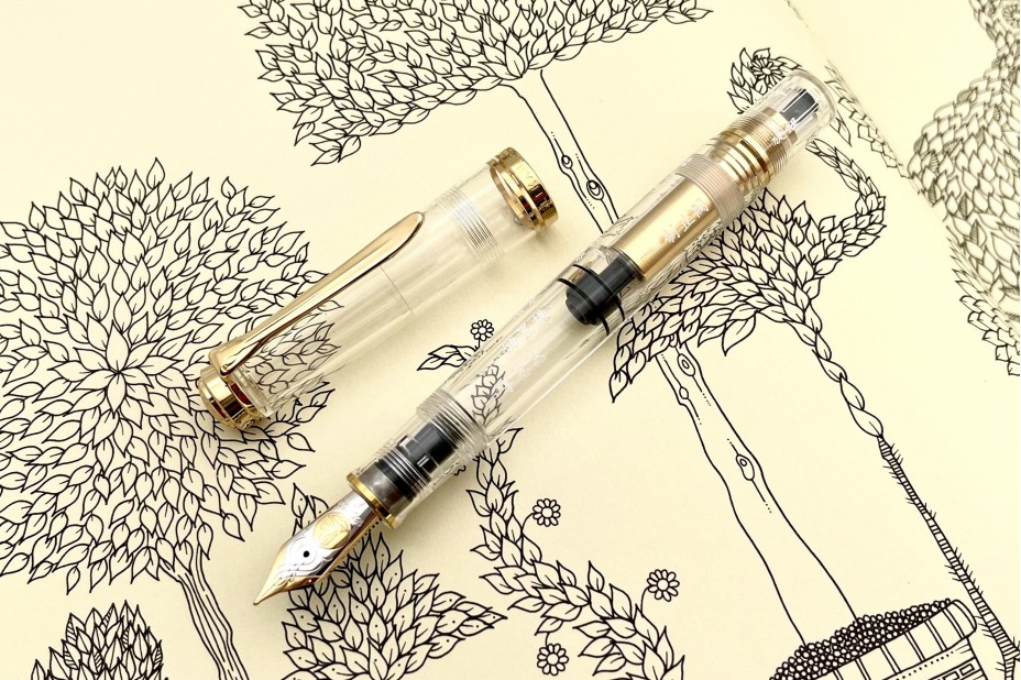 Pelikan Special Edition Souveran M800 Demonstrator with Kanji Engraving Fountain Pen