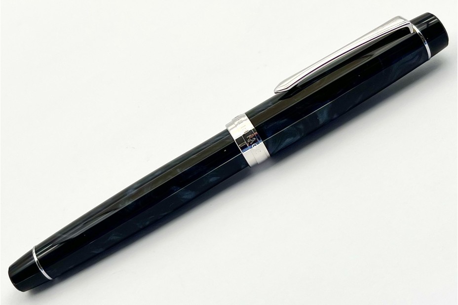 Pilot Custom Heritage SE Marble Black Fountain Pen