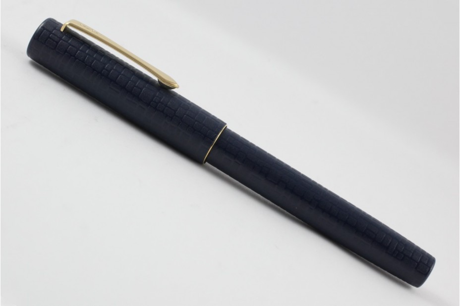 Pilot Kawarinuri Urushi Ishime Dark Blue Fountain Pen