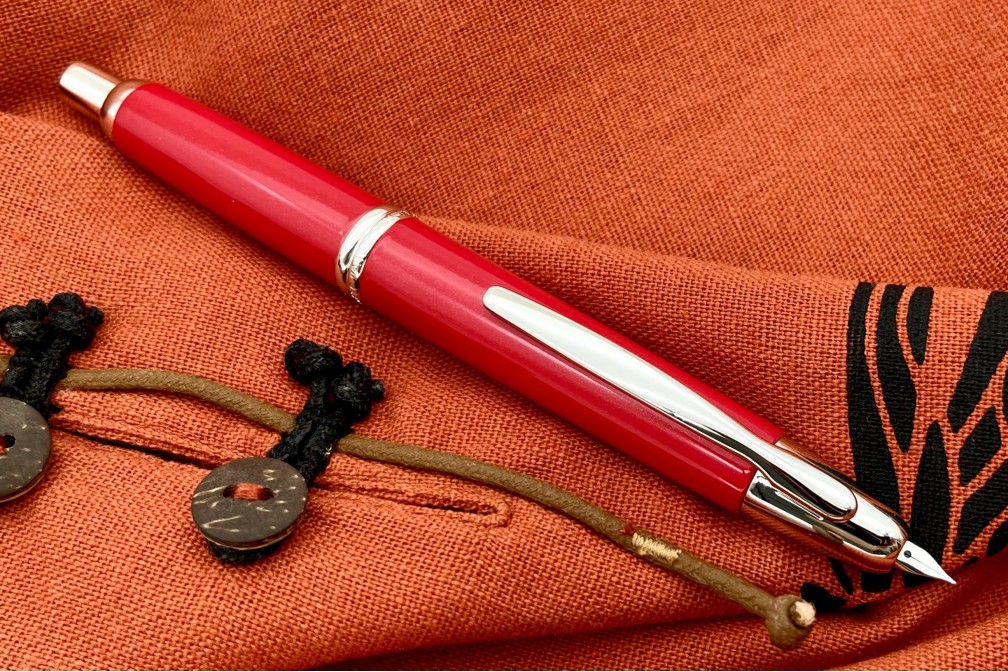 Pilot Limited Edition 2022 Capless (Vanishing Point) Red Coral Fountain Pen