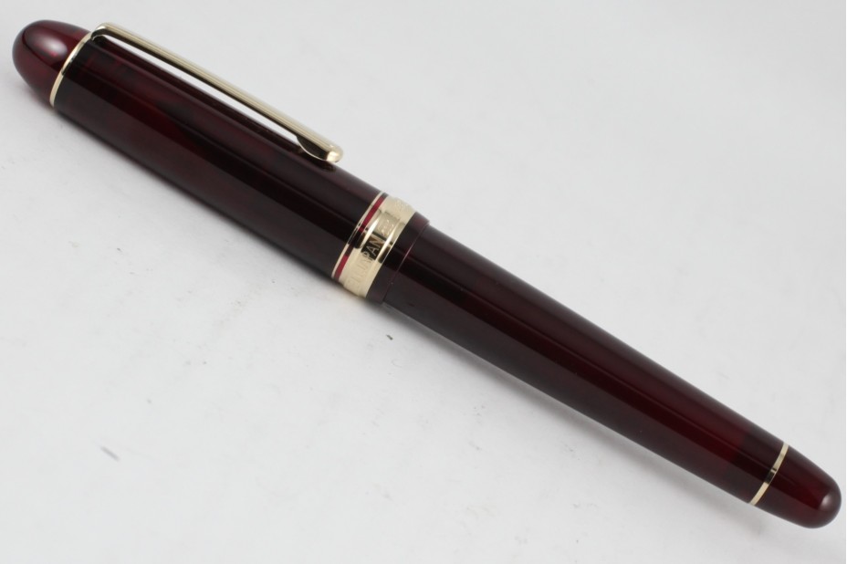 Platinum 3776 Century Bourgogne Gold Trim Fountain Pen