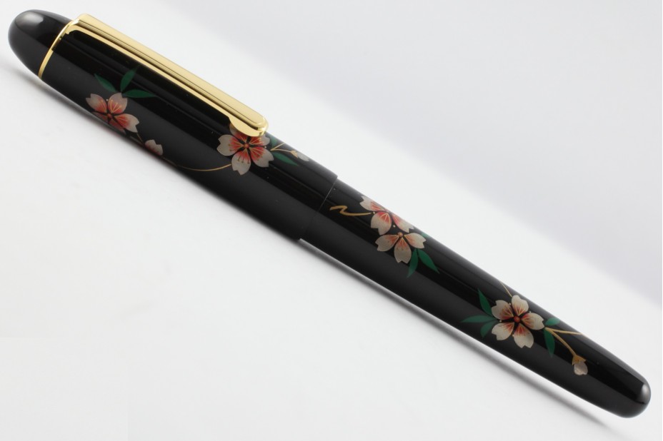 Platinum 3776 Century Maki-e Sakura Fountain Pen